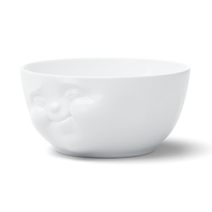 Big serving bowl in white, perfect for entertaining guests and serving salads, stew, chili, chips, and more. Offering 87.5 oz capacity. As the latest addition to our line of big bowls, this quirky porcelain bowl features a sculpted ‘munching' facial expression.